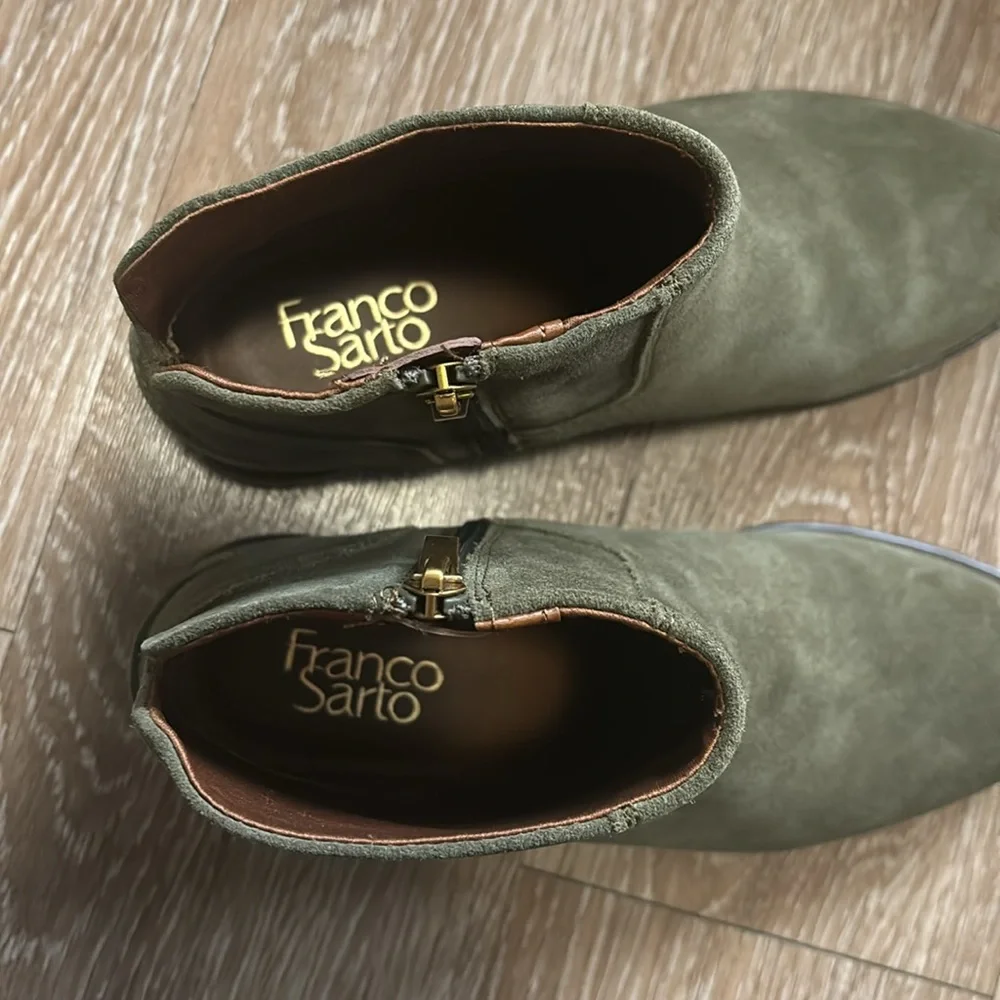 Franco Sarto olive green suede ‘hero’ ankle boots, 7.5